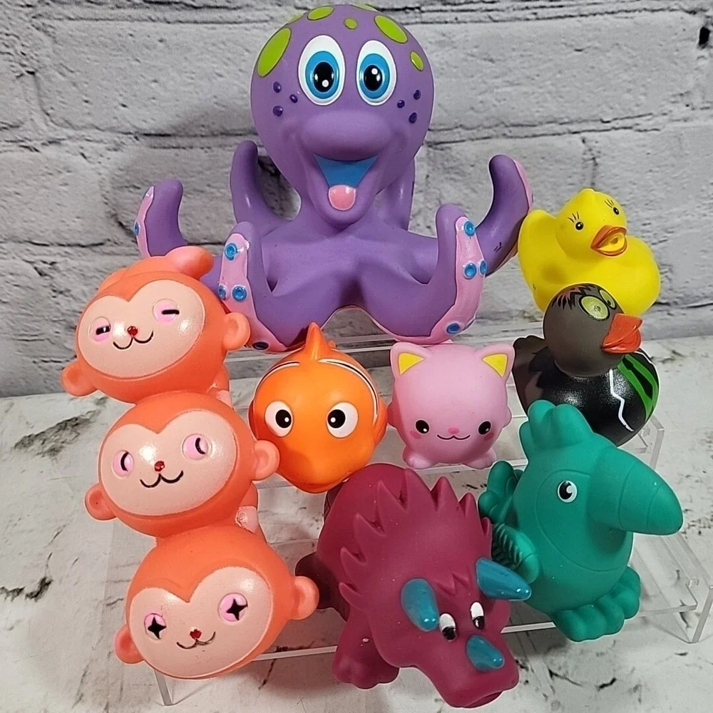 Bath‎ Toys Lot of 8 Nubby Octopus Rubber Duckies Light up Kitty